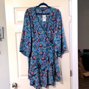 Blue Floral Wrap Tunic - Torrid Size 4/4X